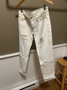 Levi's White Distressed Boyfriend Jeans